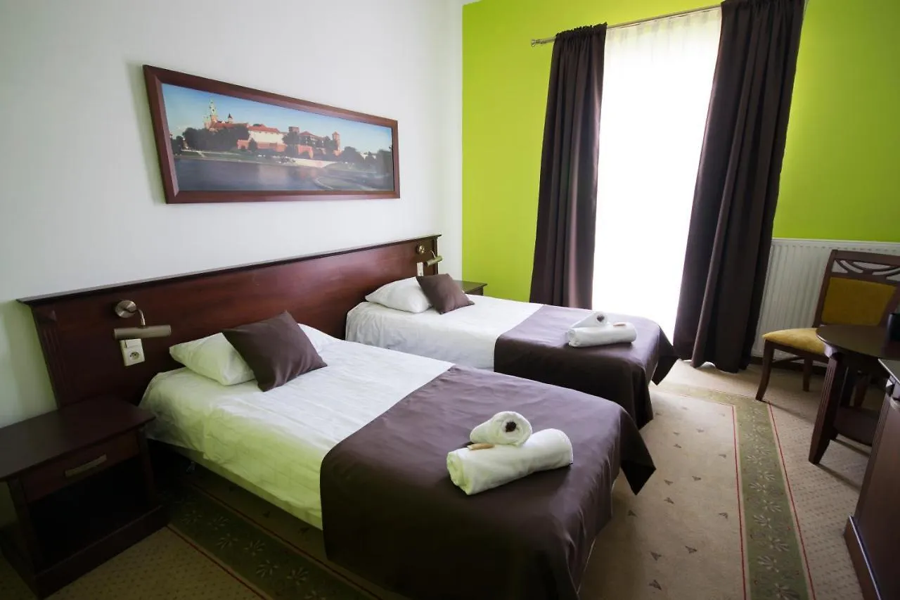 *** Bed & Breakfast Dworek Magnat Modlniczka Poland