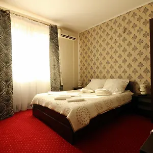 Проживание в семье Goscinne Anna Airport Modlin 