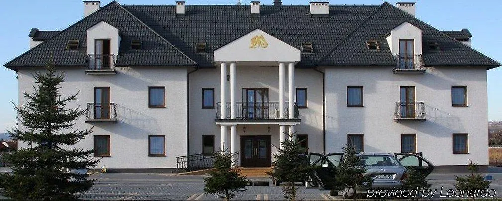 Nocleg ze śniadaniem Dworek Magnat Modlniczka